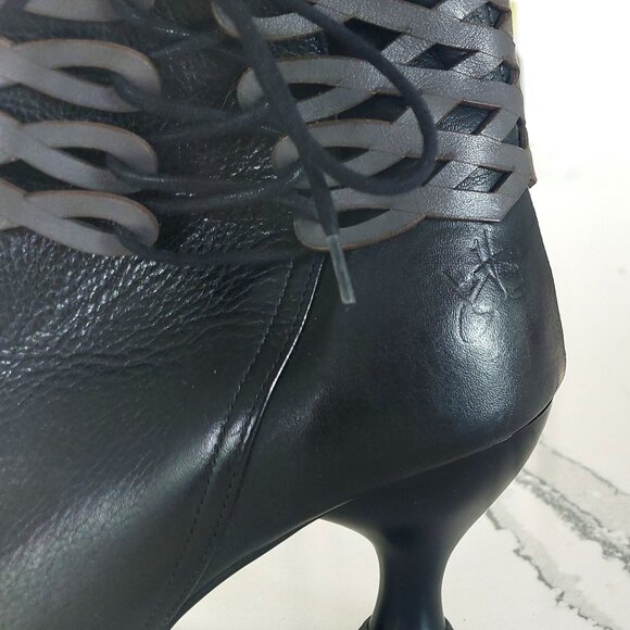 Fluevog Bellevue Inez Sexton Boot - Size 8.5 - Picture 9 of 11